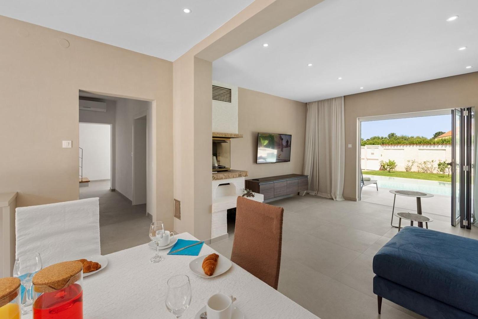 Villa Irena With Private Pool In Poreč Kültér fotó